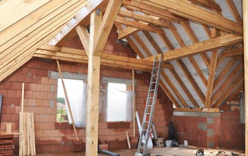 Machen attic trusses